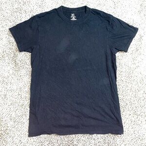 🤎Men’s large plain black t shirt perfect for any occasion